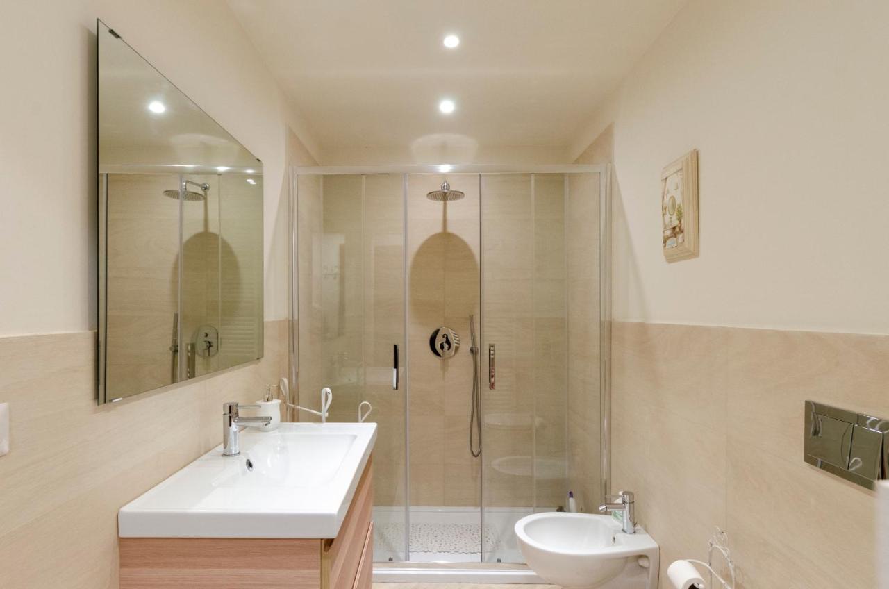 Mazzini 43 Apartment 85 Mq 2B/1B & Parking Rapallo Esterno foto